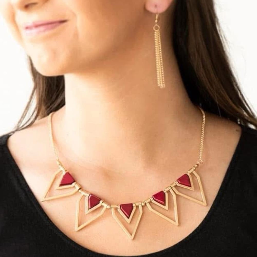 ❤️Gold and red geometric necklace